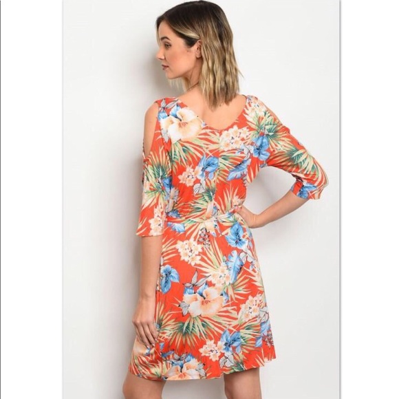 ‘Pack Your Bags’ Dress - Picture 2 of 2